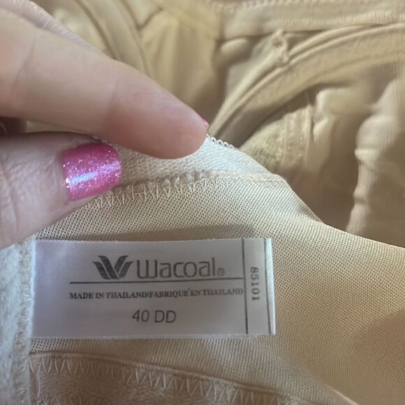 Wacoal- Women’s Awareness Unlined Nude Underwire Bra, Size 40DD - Picture 2 of 9